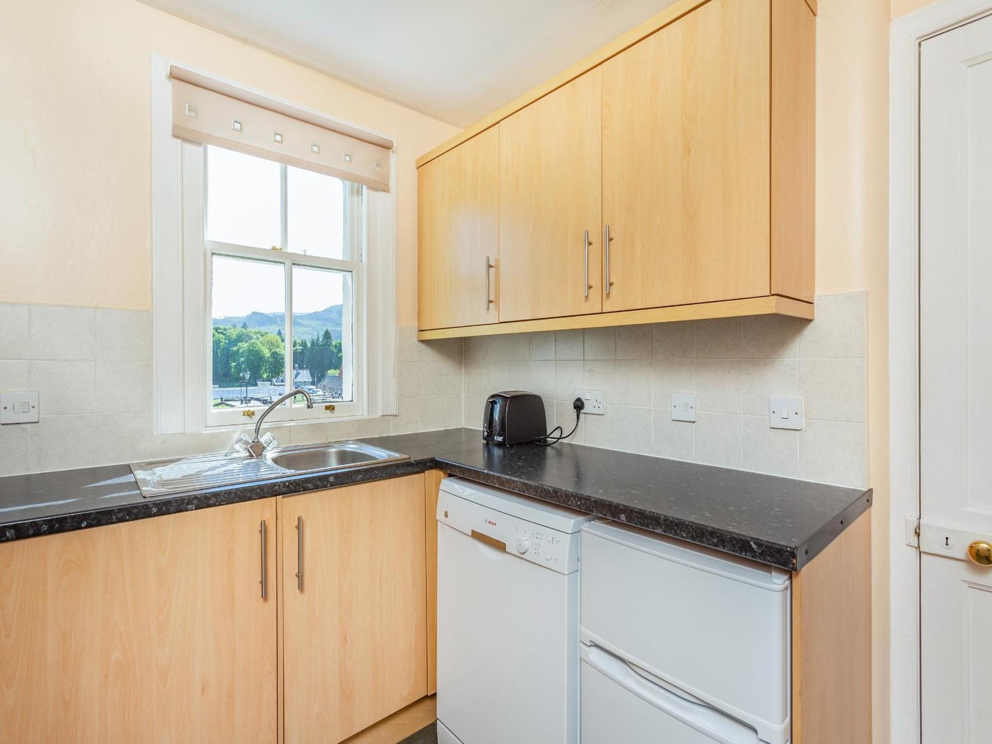 Lockview Upper Flat Fort Augustus